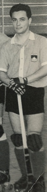 En la Selección debutó en 1966, ganando el título Sudamericano en Concepción.